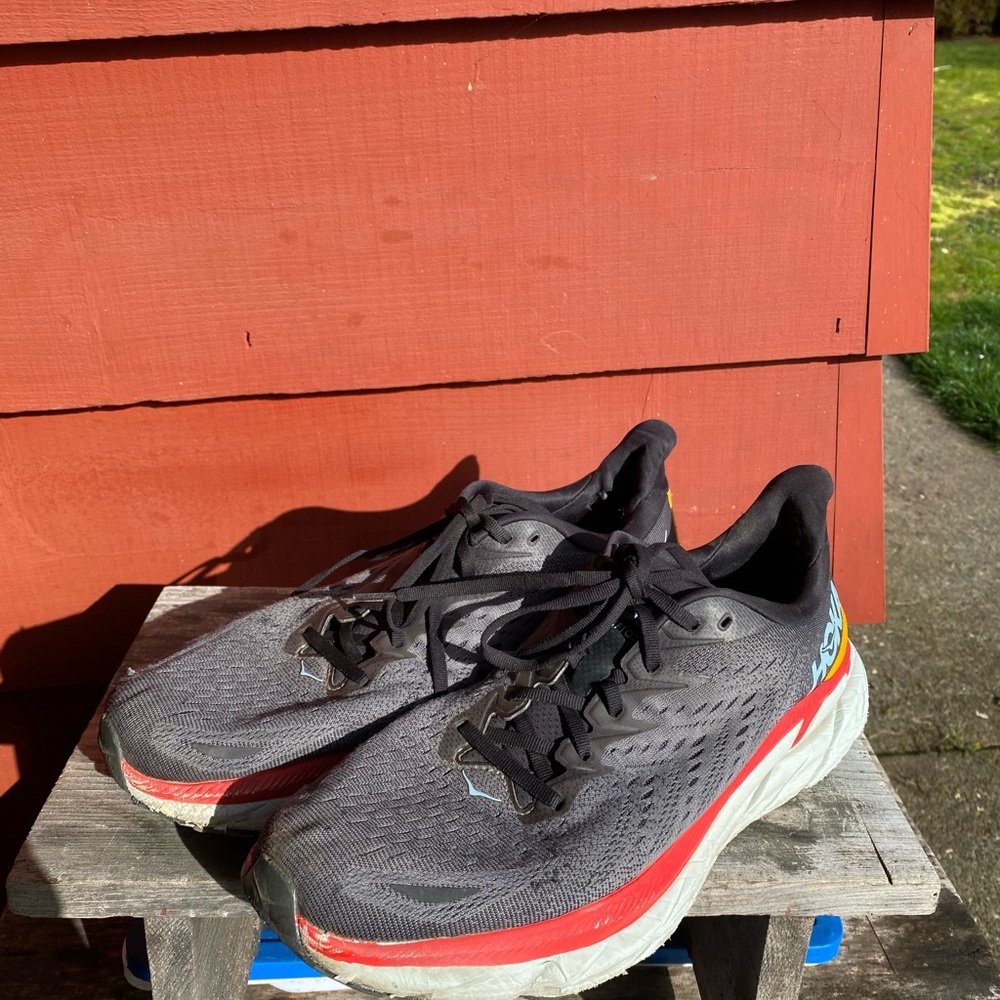 HOKA Men’s Clifton 8 Max Cushioned Running Shoe Anthracite/Castlerock Size 12.5D